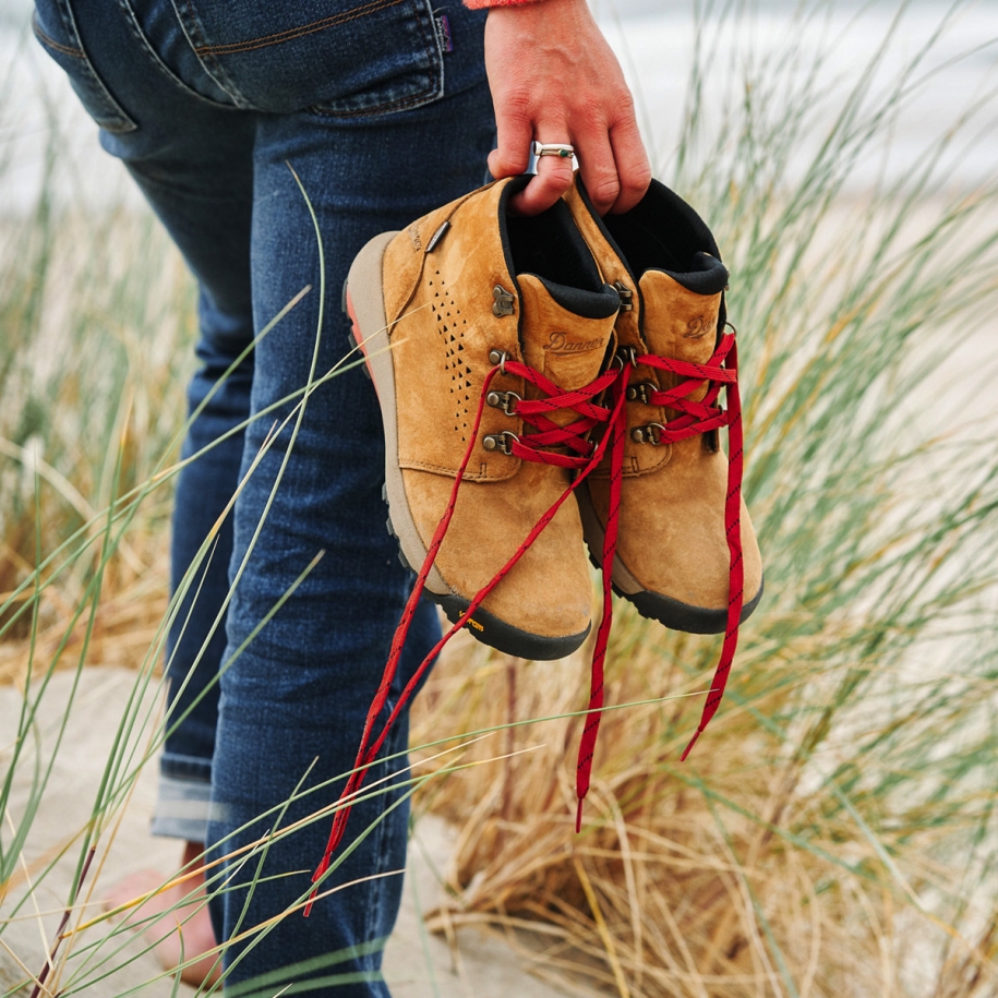 Danner Women's Inquire Chukka Brown/Red