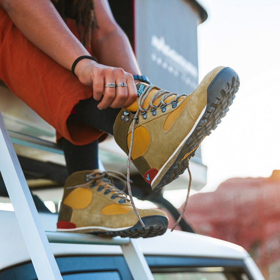 Danner Women's Jag Dry Weather Antique Bronze/Summer Wheat