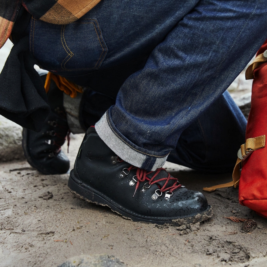 Mountain Pass Arctic Night 200G Danner