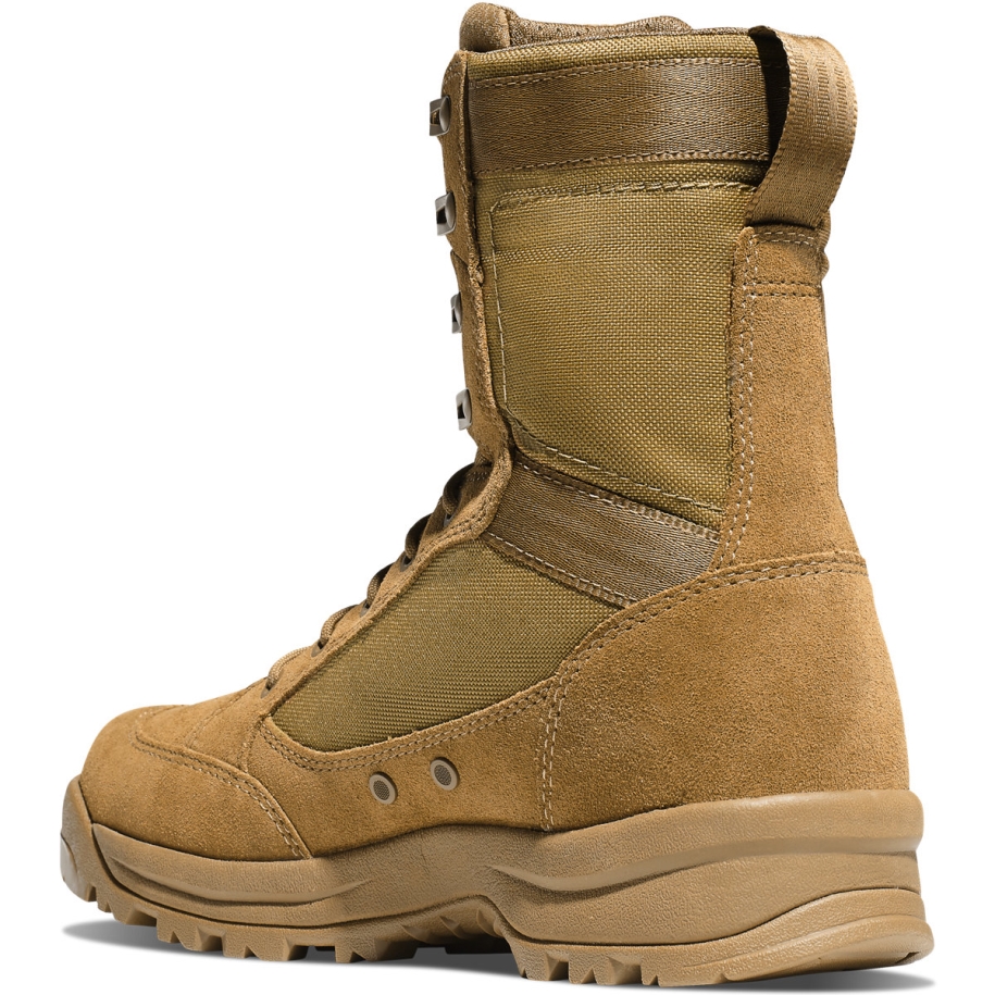 Tanicus Coyote Danner