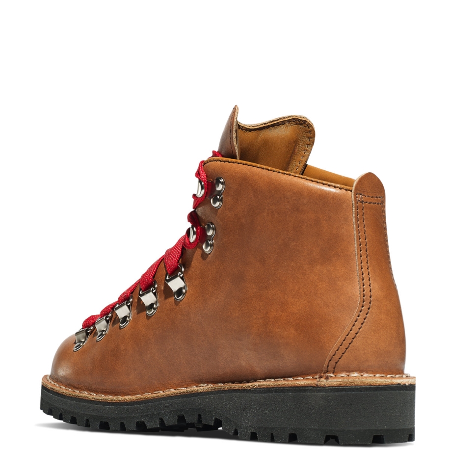 Women's Mountain Light Cascade Danner